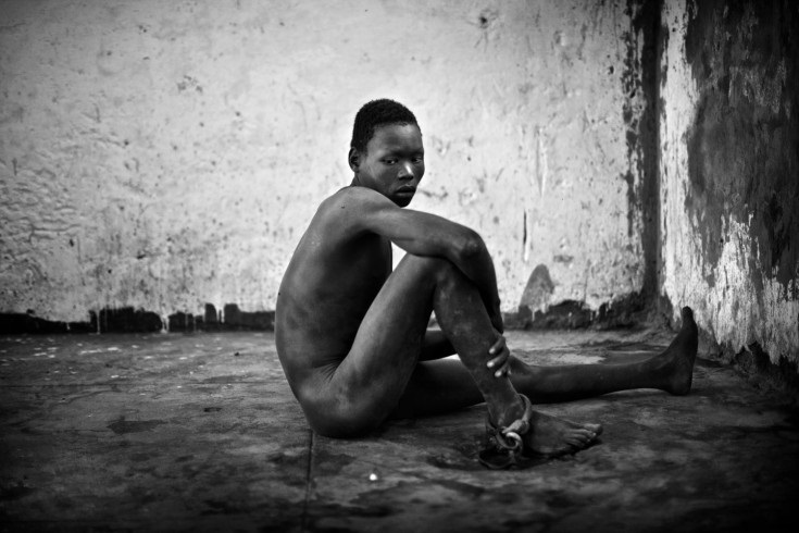 وضعیت غیرانسانی بیماران روانی در صحرای آفریقا
