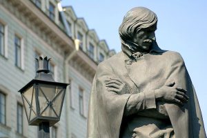 detail-of-the-monument-to-nikolay-gogol-in-st-petersburg